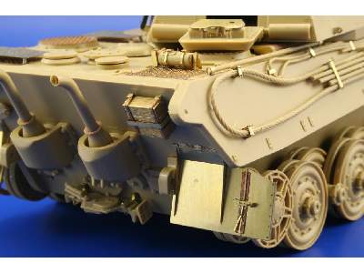 King Tiger Ardennes front 1/35 - Tamiya - image 15