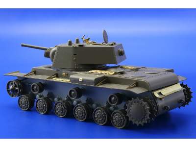 KV-1 1/48 - Tamiya - image 5