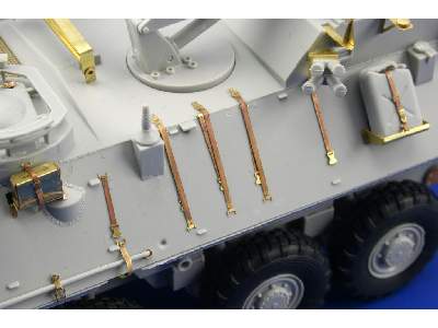 LAV-R 1/35 - Tamiya - image 10