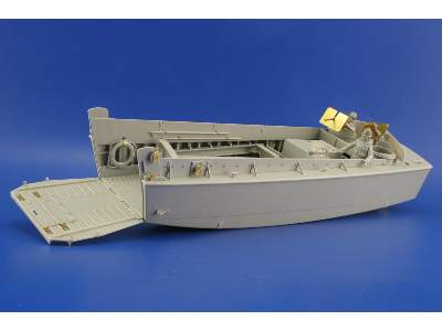 LCVP Landing Craft 1/35 - Italeri - image 2