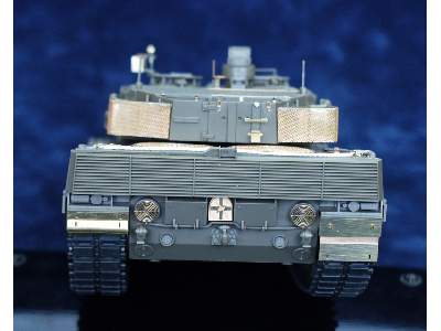 Leopard 2A5 1/35 - Tamiya - image 5