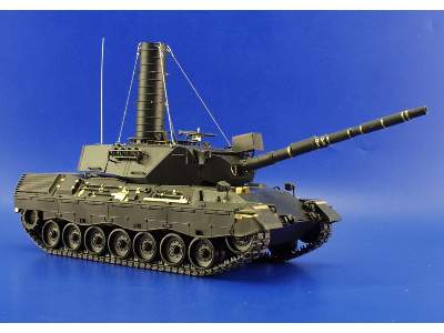 Leopard A4 1/35 - Tamiya - image 10