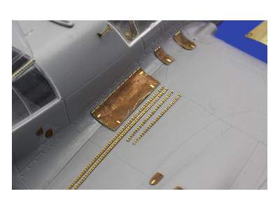 Fw 189 surface access S. A. 1/48 - Great Wall Hobby - image 3