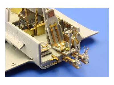 Fw 189A-2 interior S. A. 1/48 - Great Wall Hobby - image 6