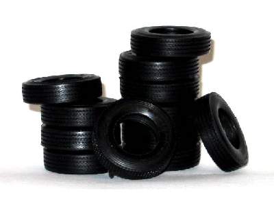 Tyres for truck 12 pcs. - image 1