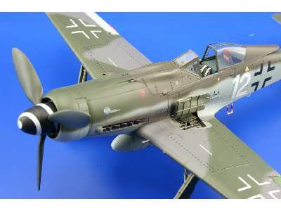 Fw 190D-9 1/48 - image 17