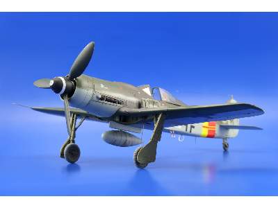 Fw 190D-9 1/48 - image 23