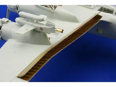 Fw 200C Condor landing flaps 1/72 - Revell - image 5