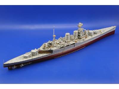 HMS Hood 1/350 - Trumpeter - image 6