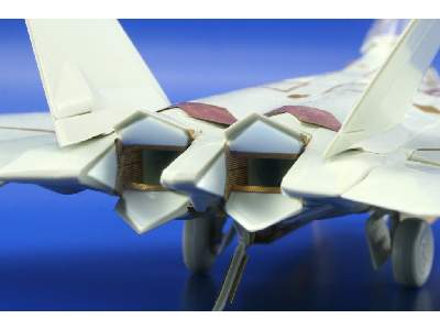 F-22 exterior 1/72 - Revell - image 11
