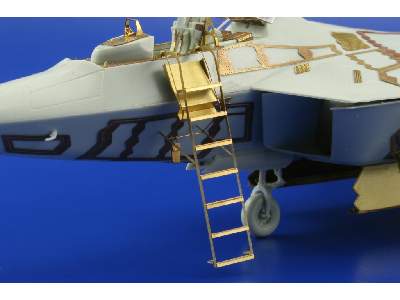 F-22 ladder 1/72 - Revell - image 2
