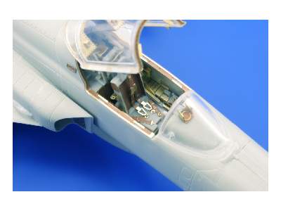 F-5E interior S. A. 1/48 - Afv Club - - image 2