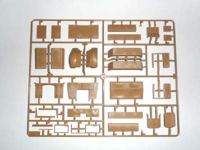 Henschel 33 D1 Kfz.72, WWII German Radio Communication Truck - image 3