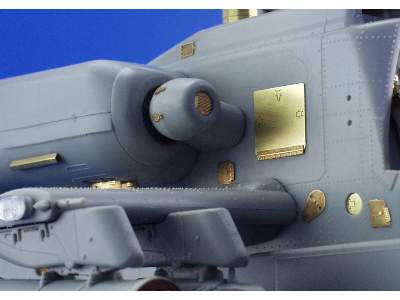 AH-64A exterior 1/32 - Kangan - image 10