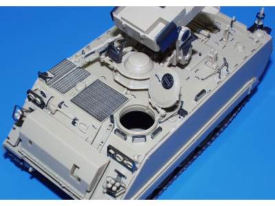 M-981 FISTV 1/35 - Academy Minicraft - image 5