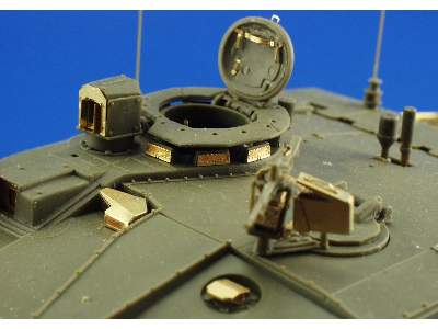 Challenger II 1/35 - Trumpeter - image 6