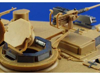 M-1A2 1/35 - Italeri - image 5