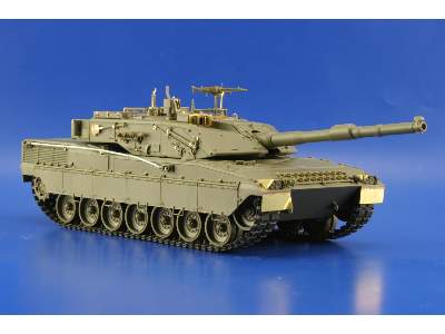 C1 Ariete MBT 1/35 - Trumpeter - image 2