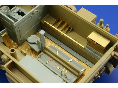 M-113 IDF Fitter interior 1/35 - Academy Minicraft - image 2