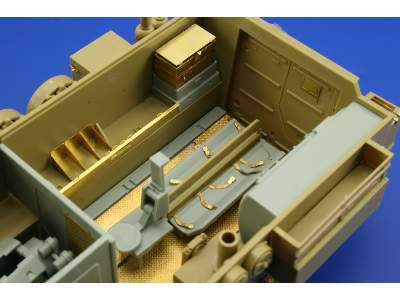 M-113 IDF Fitter interior 1/35 - Academy Minicraft - image 3