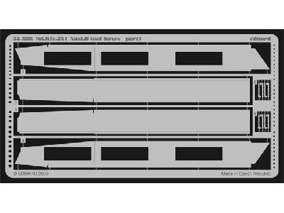 Sd. Kfz.251 Ausf. D tool boxes 1/35 - Afv Club - image 2