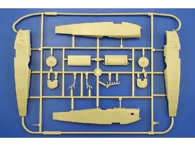 Fokker D. VIIF Herman Goring 1/48 - image 3