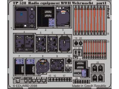 Radio equipment WWII Wehrmacht 1/35 - image 1