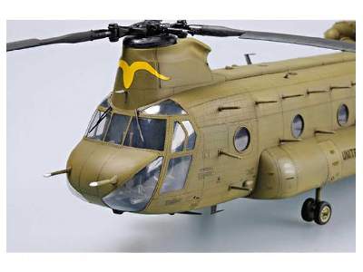 CH-47A Chinook - image 20