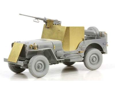 Armored 1/4 Ton 4x4 Truck w/.50-cal Machine Gun - image 4