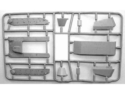 Munitions Schlepper auf Wespe PzKpfw II (sf) Sdkfz 124 - image 5