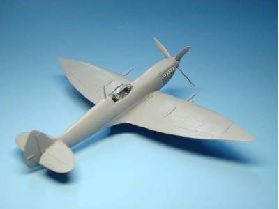 Supermarin Spitfire Mk.VII fighter - image 10