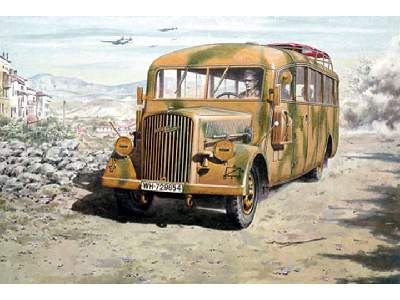 Opel Blitz Omnibus W39 Late WWII service - image 1