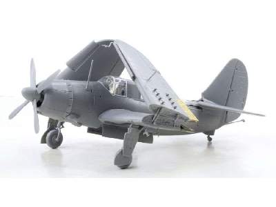 SB2C-4 Helldiver - Wing Tech Series - image 4