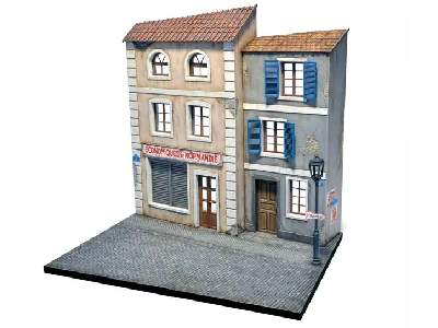 Diorama - Norman Street - image 1