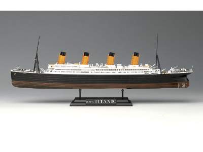 RMS Titanic - passenger liner  - image 3