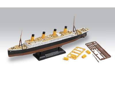 RMS Titanic - passenger liner  - image 5