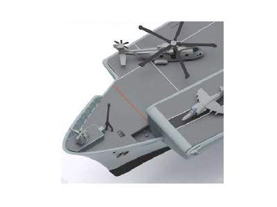 HMS Illustrious Gift Set - image 2