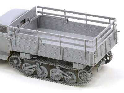 Sd.Kfz.3a Half-Track Truck Maultier - image 8