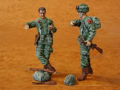 US Paratroops (2 fig.) - image 1