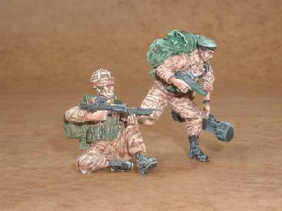 British soldiers (Iraq's war) (2 fig.) - image 1