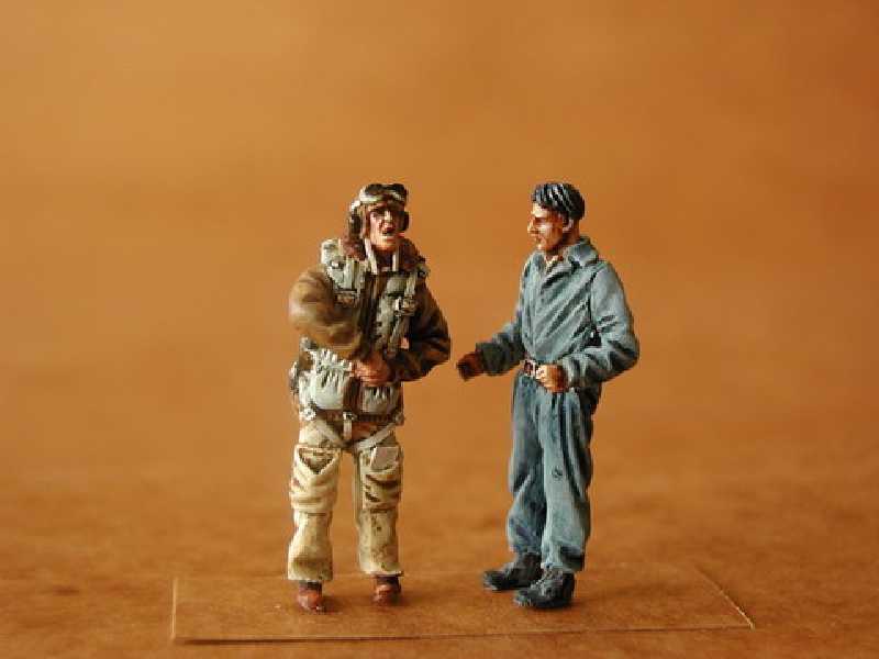 Italian Pilot and Mechanic WW II (2 fig.) - image 1