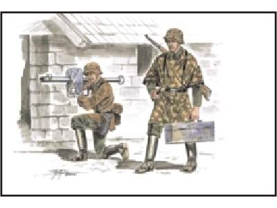 German soldiers with Panzerschreck - image 1