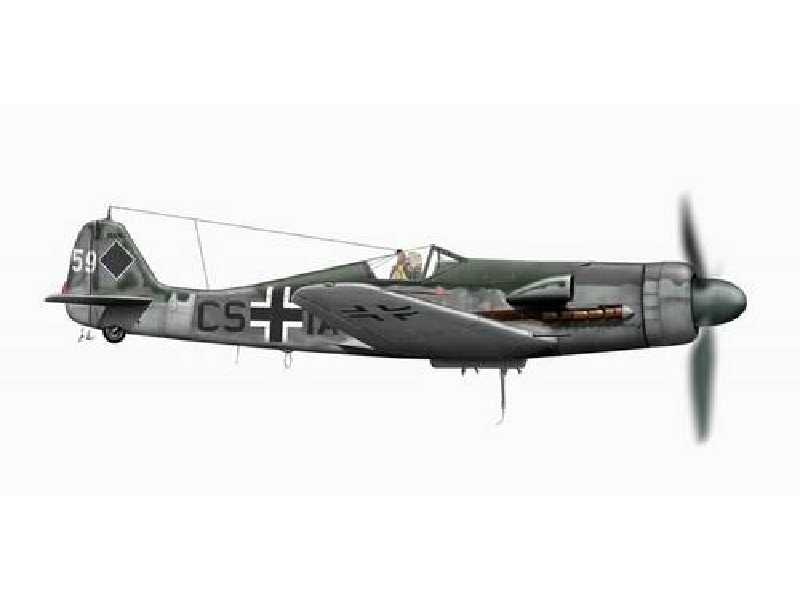 Focke Wulf Fw 190 D-12 (prototype V-63) - image 1
