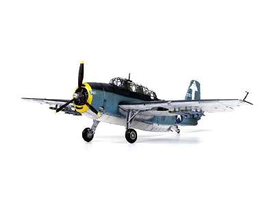 TBM-3 Avenger - USS Bunker Hill - image 6