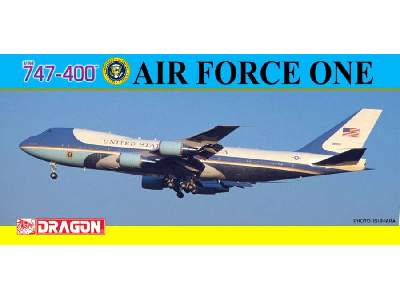 Air Force One 747 (VC-25A) with Cutaway Views - image 1