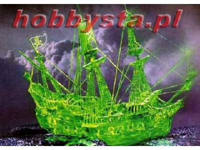 Ghost ship with night colour - image 1