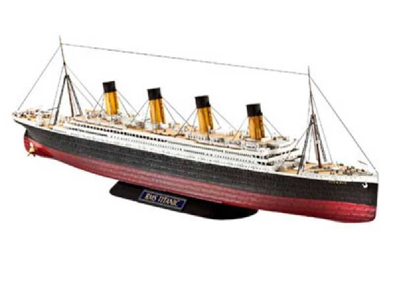 R.M.S. Titanic - image 1