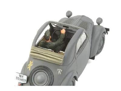 Simca 5 Staff Car - German Army - image 3