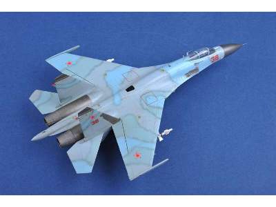 Russian Su-27 Early type Fighter - image 14