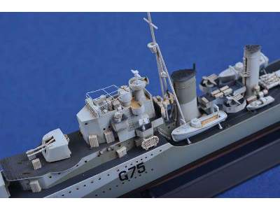 HMS Eskimo Destroyer 1941 - image 13